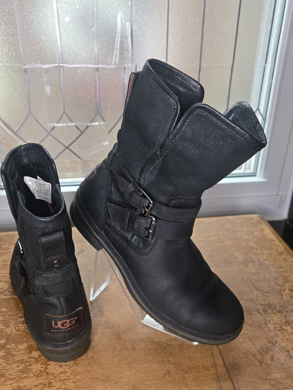 UGG Simmens Black Leather Suede Dual Buckle Moto Ankle Boots Sz 5.5